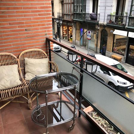 Suite En Apartamento Privado Terraza Centro Bilbao Eksteriør bilde